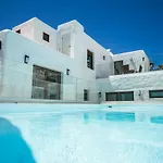 Nieves Blue Villa *
