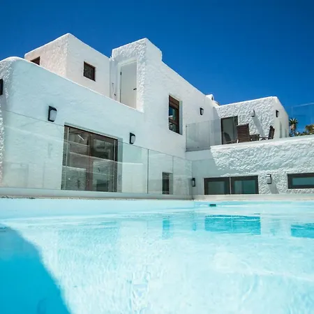 Nieves Blue Villa *